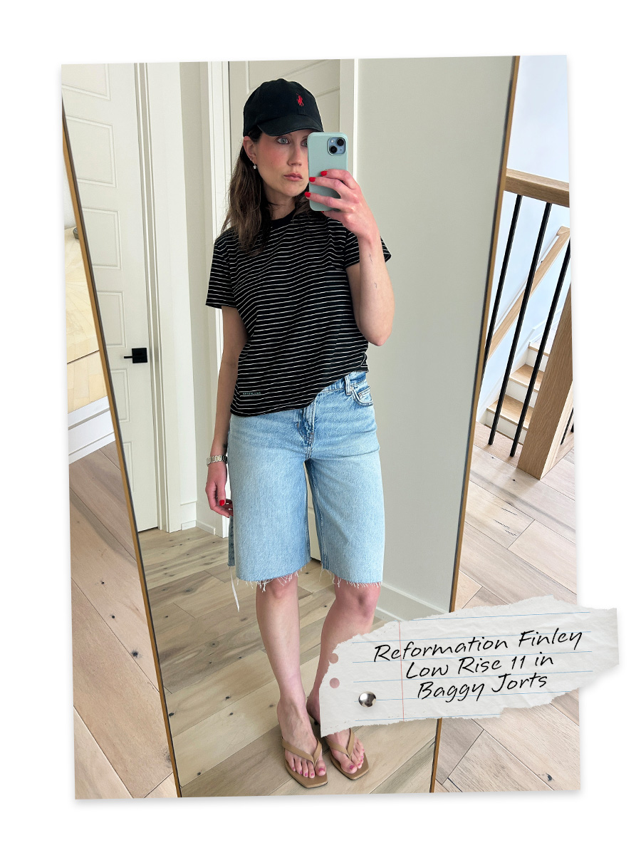 xpuv6lwtvmnxqnvt5cj5ys Allyson Payer trying on Reformation Finley Shorts.